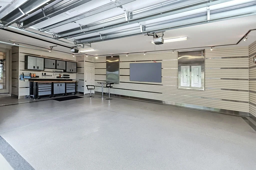 Garage Door Repair in Austin